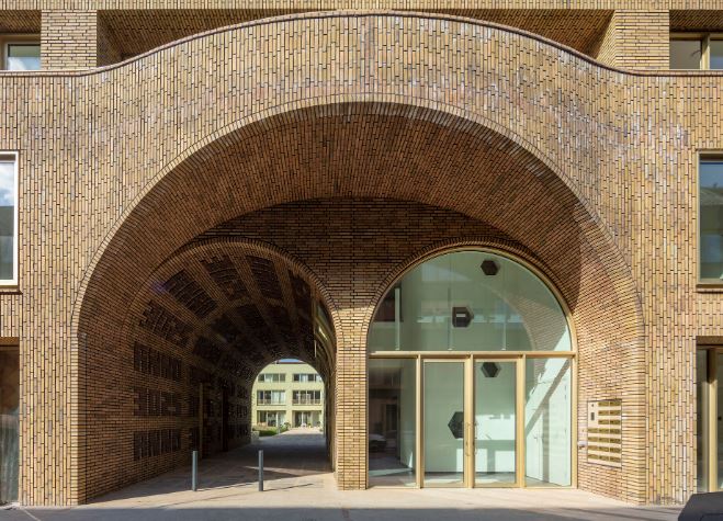 Spaarndammerhart Amsterdam uiteindelijke resultaat vanaf beneden.